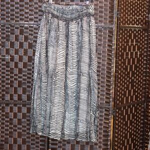 Chapter One Black White Full Skirt SZ 1X